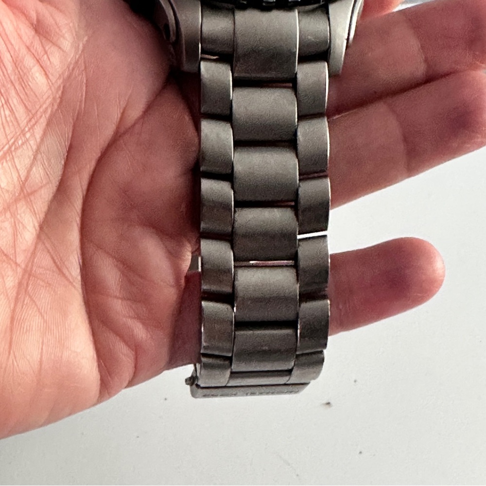 MICHAEL KORS | Men's Drake Titanium Chronograph Quartz Watch | MK 8231… - Picture 7 of 9